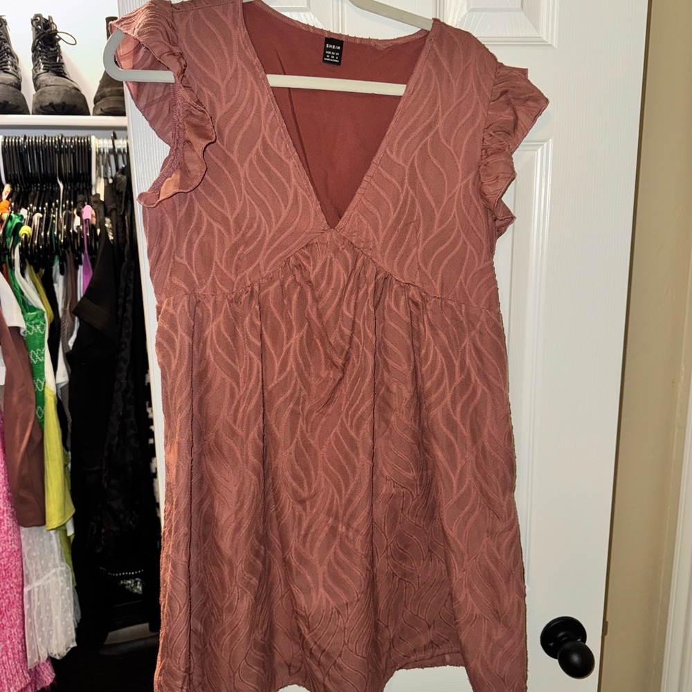 Rust Textured V-Neck Dress with Ruffle Sleeves